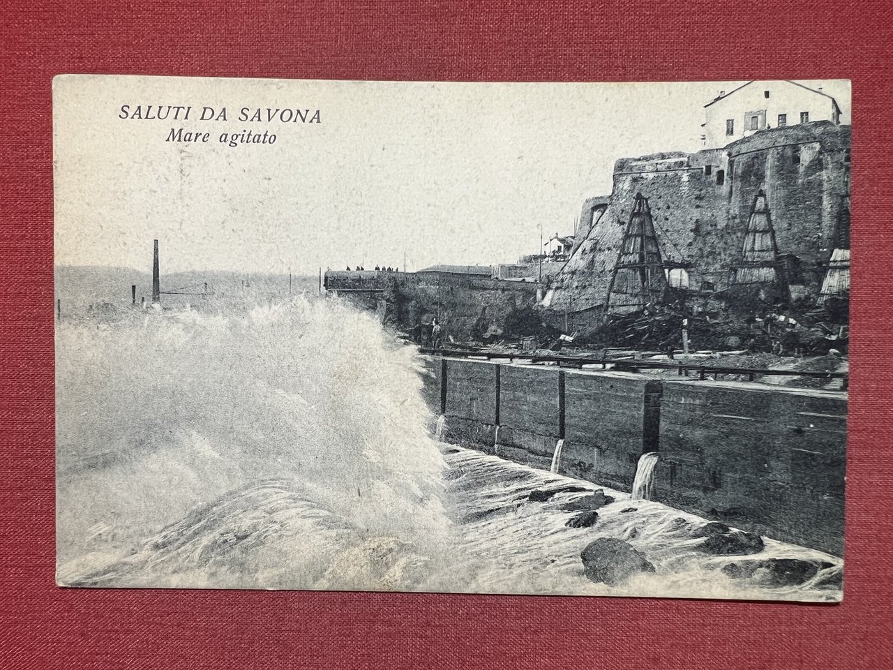 Cartolina - Saluti da Savona - Mare agitato - 1922