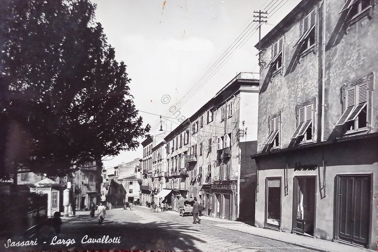 Cartolina - Sassari - Largo Cavallotti - 1950 ca.