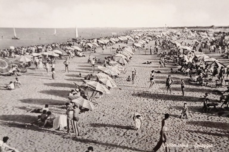 Cartolina - Sottomarina - Spiaggia - 1950 ca.