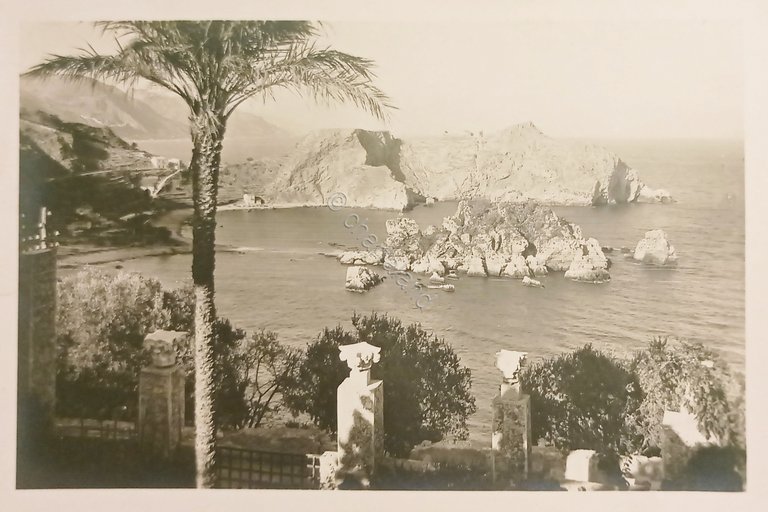 Cartolina - Taormina - Capo S. Andrea e Isola Bella …