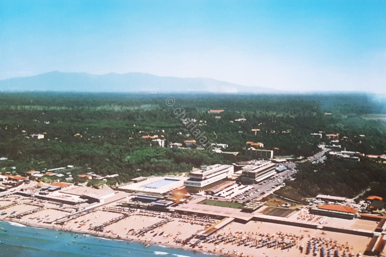 Cartolina - Tirrenia ( Pisa ) - Panorama - 1972