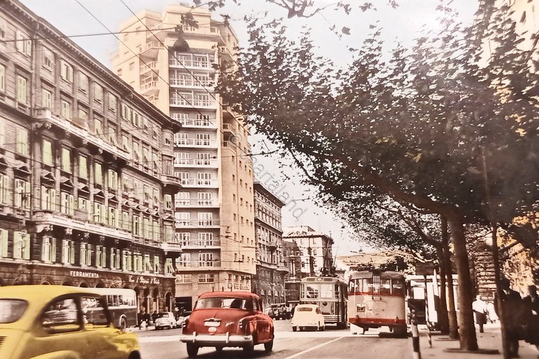 Cartolina - Trieste - Via Carducci - Rue Carducci - …