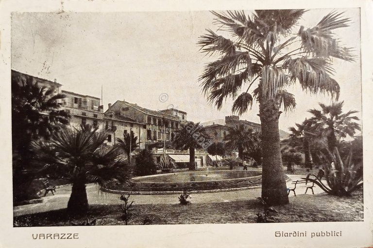 Cartolina - Varazze - Giardini Pubblici 1941