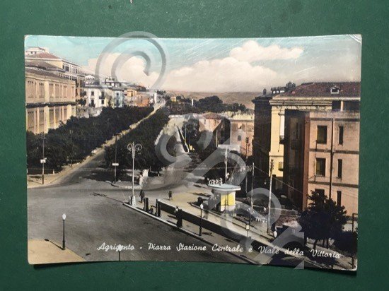 Cartolina Agrigento - Piazza Stazione Centrale e Viale della Vittoria …