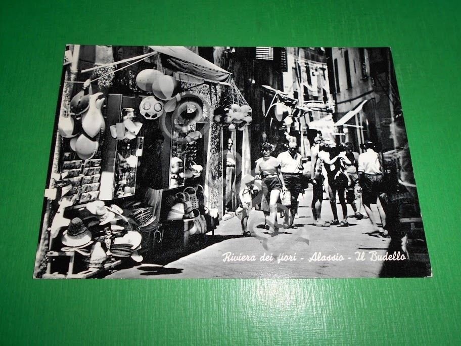 Cartolina Alassio - Il Budello 1964.