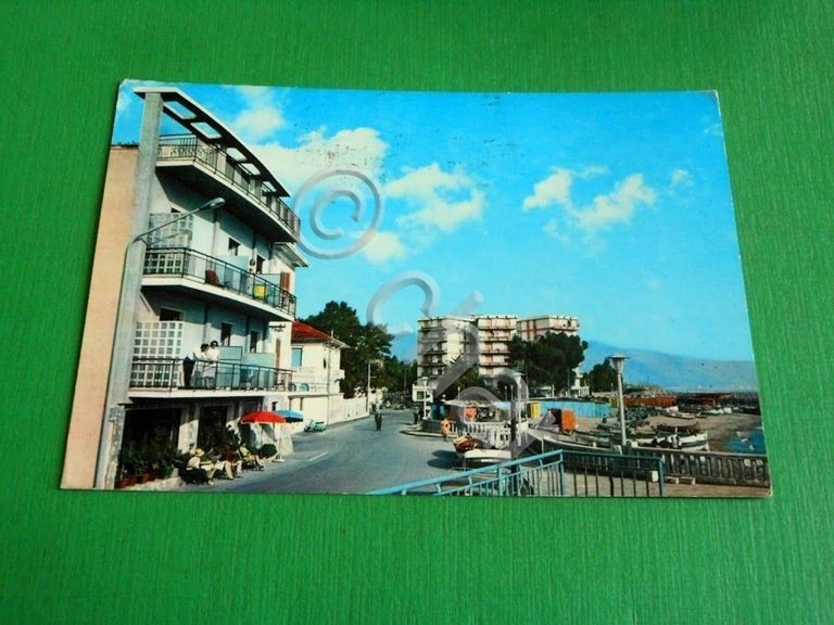 Cartolina Albenga - Scorcio di spiaggia 1969