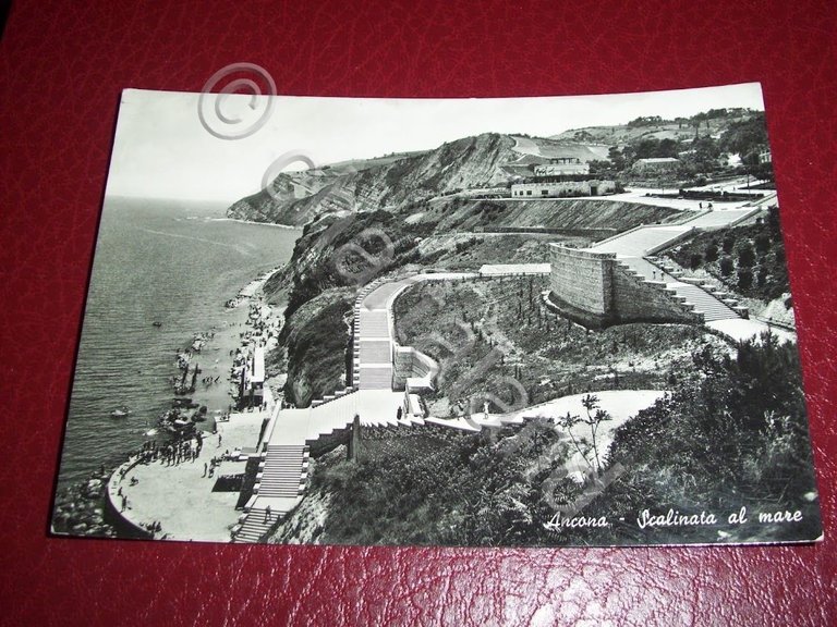 Cartolina Ancona - Scalinata al mare 1953