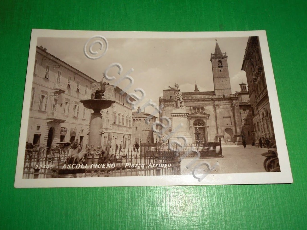 Cartolina Ascoli Piceno - Piazza Arringo 1933