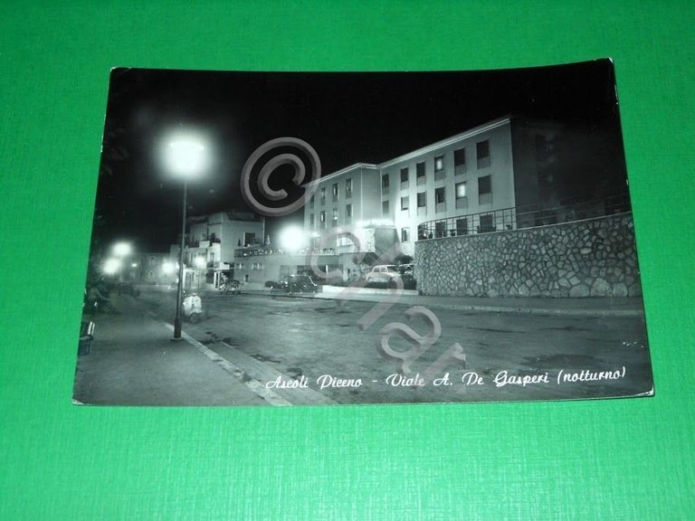 Cartolina Ascoli Piceno - Viale A. De Gasperi ( notturno …