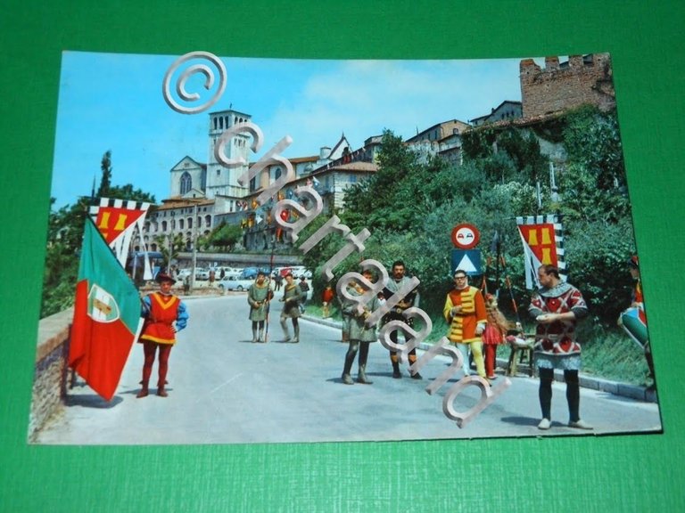 Cartolina Assisi - Manifestazione folcloristica del Calendimaggio 1965 ++