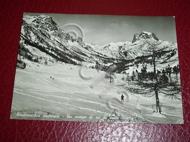 Cartolina Bardonecchia - Campo sci di Valle Stretta '40