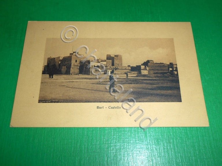 Cartolina Bari - Castello 1910