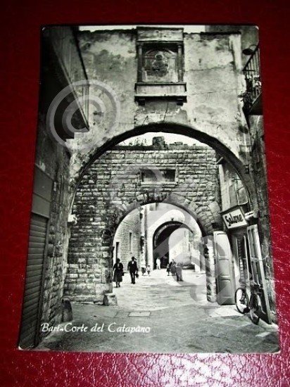 Cartolina Bari - Corte del Catapiano 1950 ca.