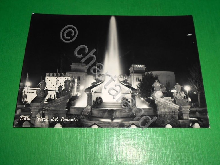 Cartolina Bari - Fiera del Lavente 1954