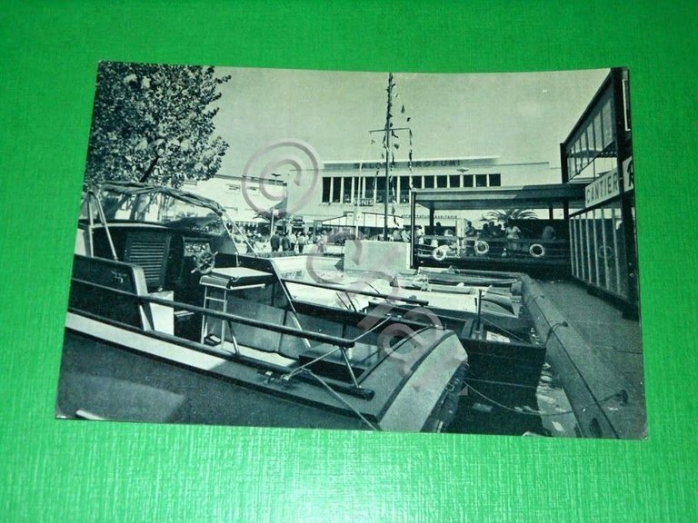 Cartolina Bari - Fiera del Levante 1963.