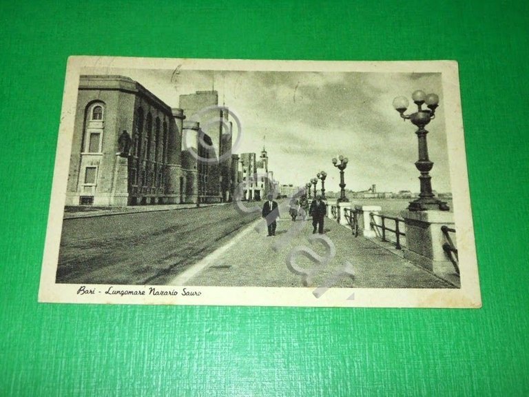 Cartolina Bari - Lungomare Nazario Sauro 1956