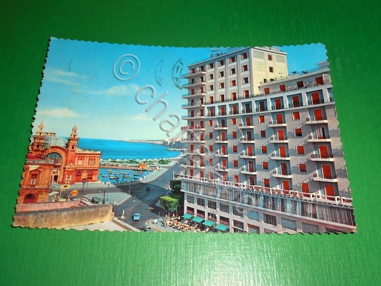 Cartolina Bari - Teatro Margherita 1959