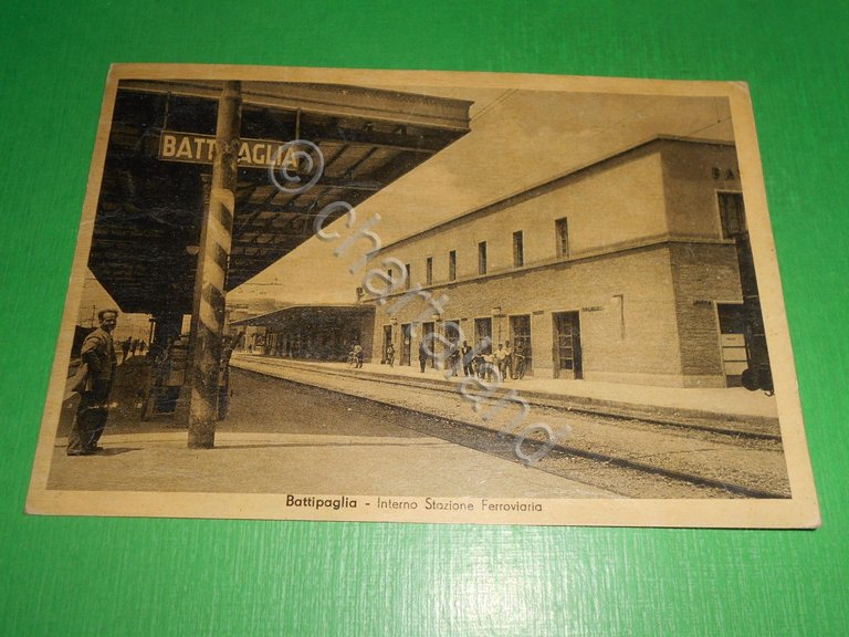 Cartolina Battipaglia - Interno Stazione Ferroviaria 1953