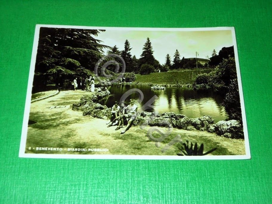 Cartolina Benevento - Giardini pubblici 1936.