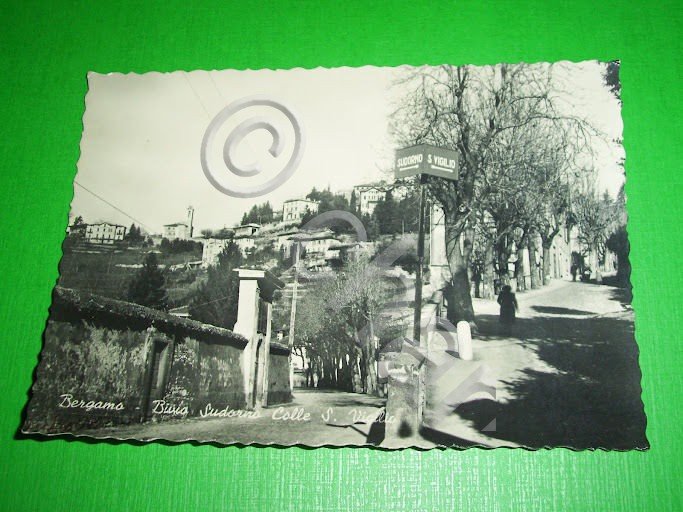 Cartolina Bergamo - Bivio Sudorno Colle S. Vigilio 1955.