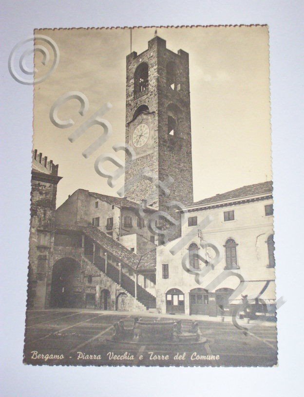 Cartolina Bergamo - Piazza Vecchia e Torre Comune 1940.