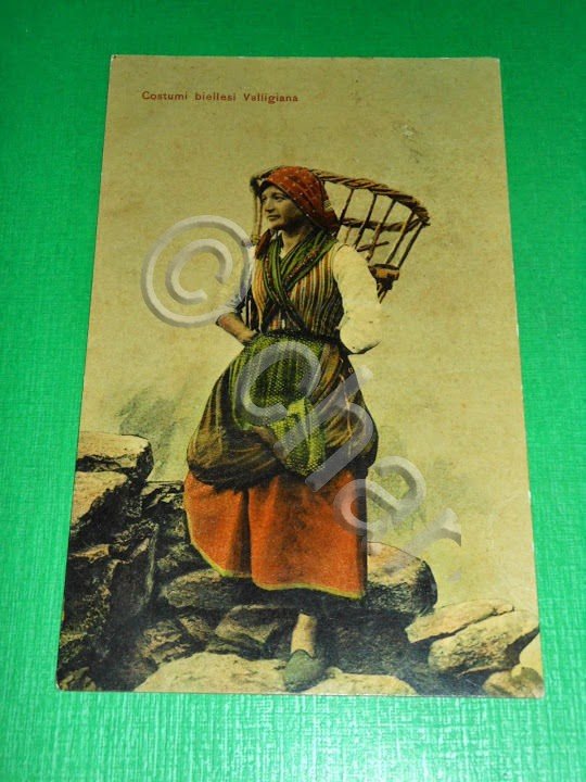 Cartolina Biella - Costumi biellesi: Valligiana 1910 .