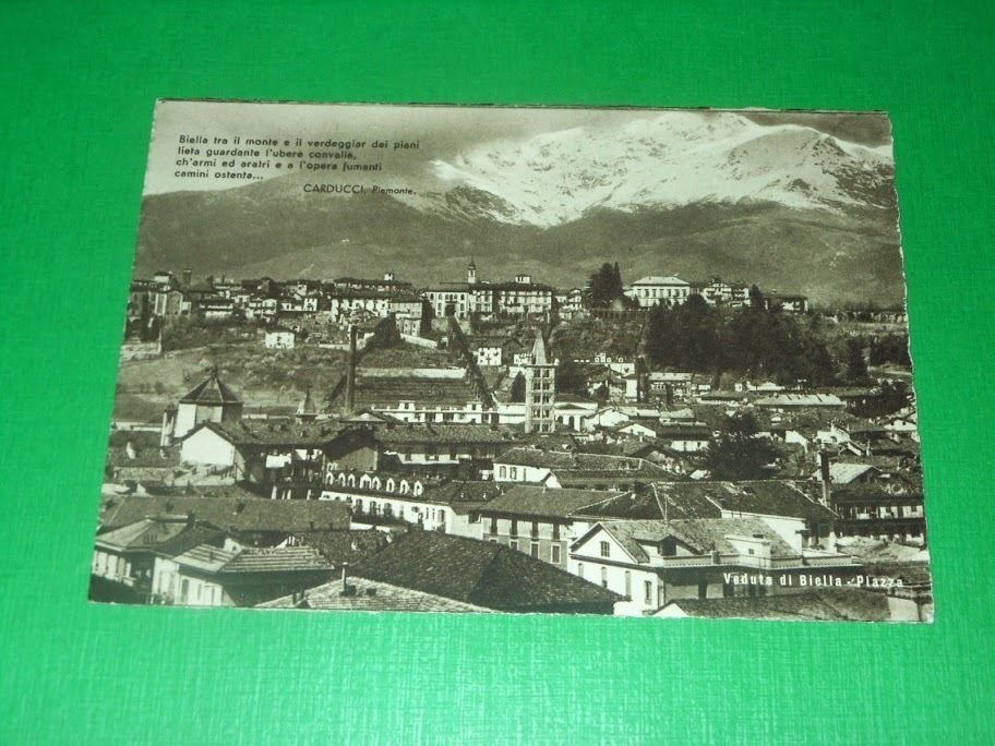 Cartolina Biella - Piazza - Veduta generale 1939.