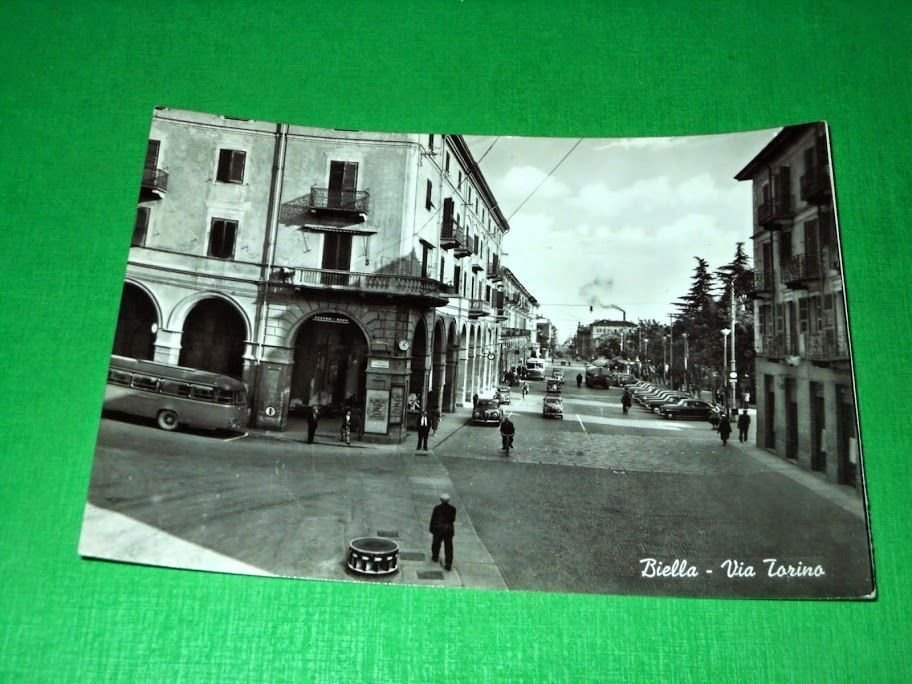 Cartolina Biella - Via Torino 1955 ca.