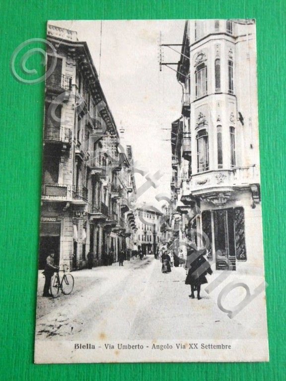 Cartolina Biella - Via Umberto - Angolo Via XX Settembre …