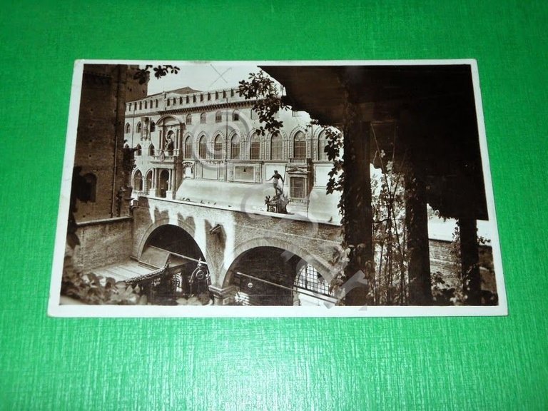 Cartolina Bologna - Palazzo Comunale dal Palazzo Re Enzo 1931