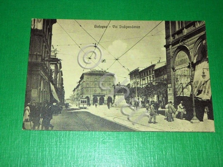 Cartolina Bologna - Via Indipendenza - 1920 ca