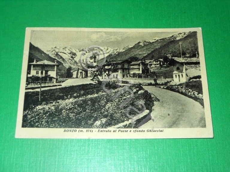 Cartolina Bonzo ( Groscavallo ) - Entrata al Paese 1948