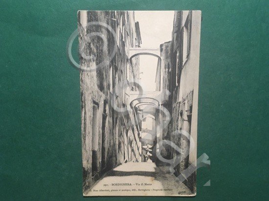 Cartolina Bordighera - Via di Mezzo - 1920 ca.