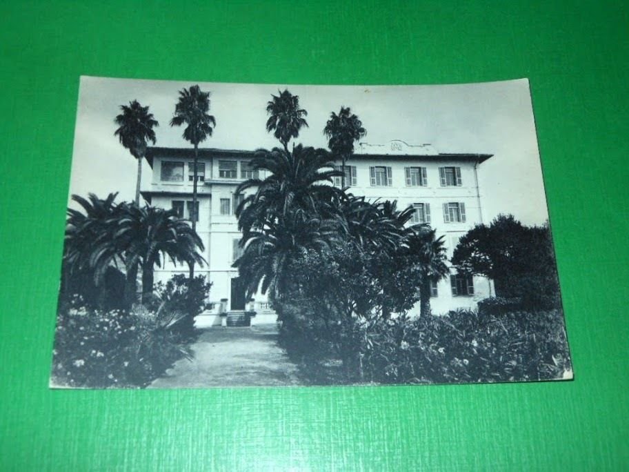 Cartolina Bordighera - Villa Loreto 1970.