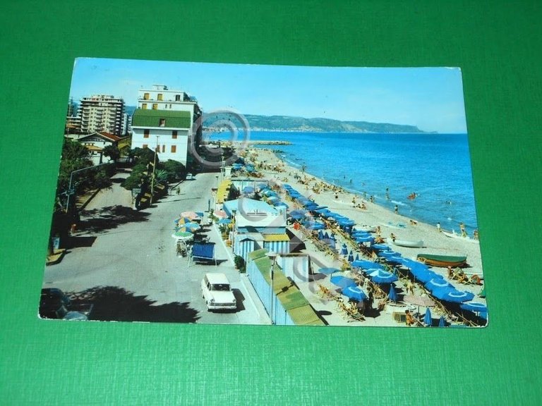 Cartolina Borghetto S. Spirito - La Spiaggia 1970