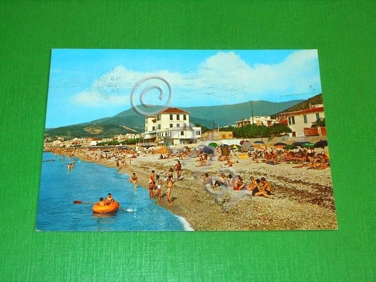Cartolina Borgio Verezzi - La spiaggia 1970 ca.