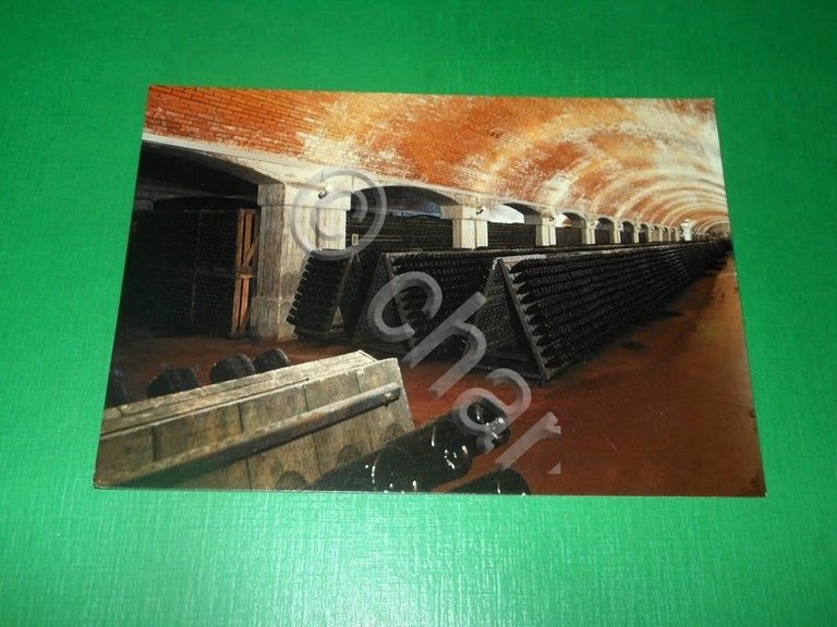 Cartolina Borgonato ( Brescia ) - Interno Cantine Berlucchi 1970 …