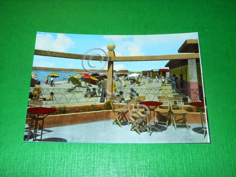 Cartolina Bosa Marina - Spiaggia parziale e stabilimento Chelo 1960 …