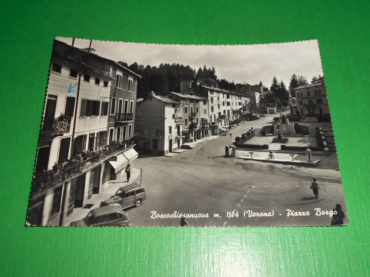 Cartolina Boscochiesanuova ( Verona ) - Piazza Borgo 1959.