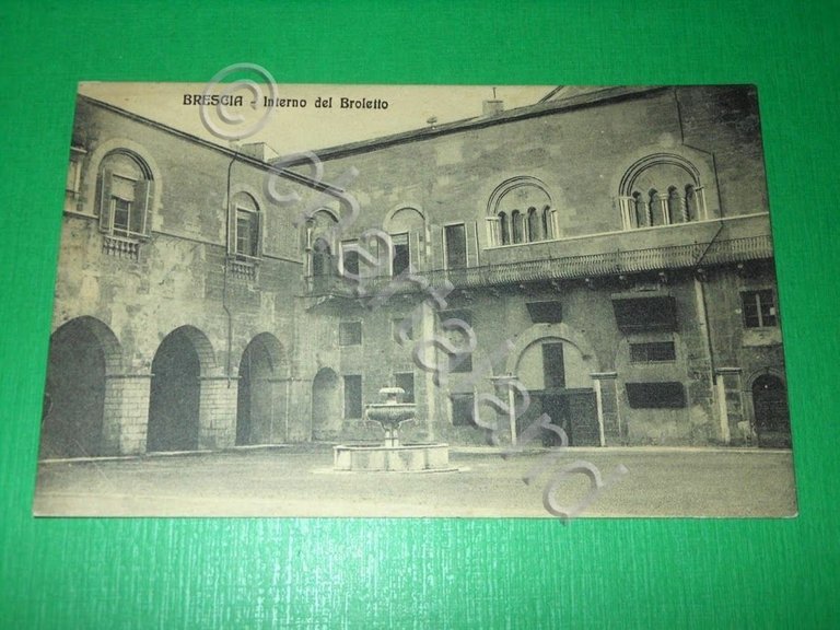 Cartolina Brescia - Interno del Broletto 1920 ca.