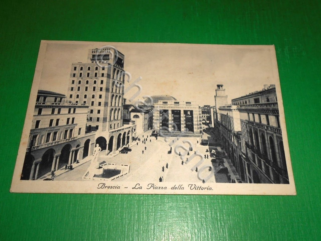 Cartolina Brescia - Piazza della Vittoria 1935.