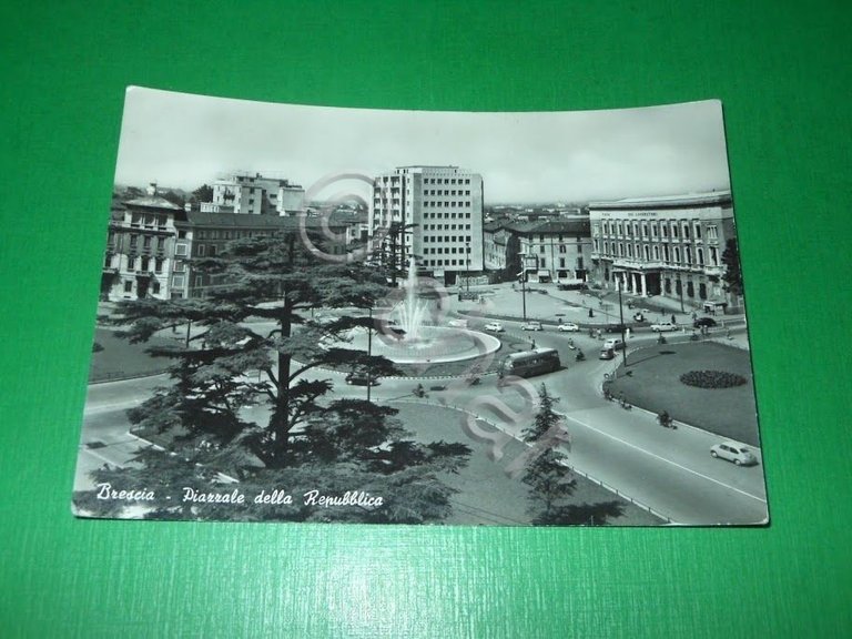 Cartolina Brescia - Piazzale della Repubblica 1955 ca.