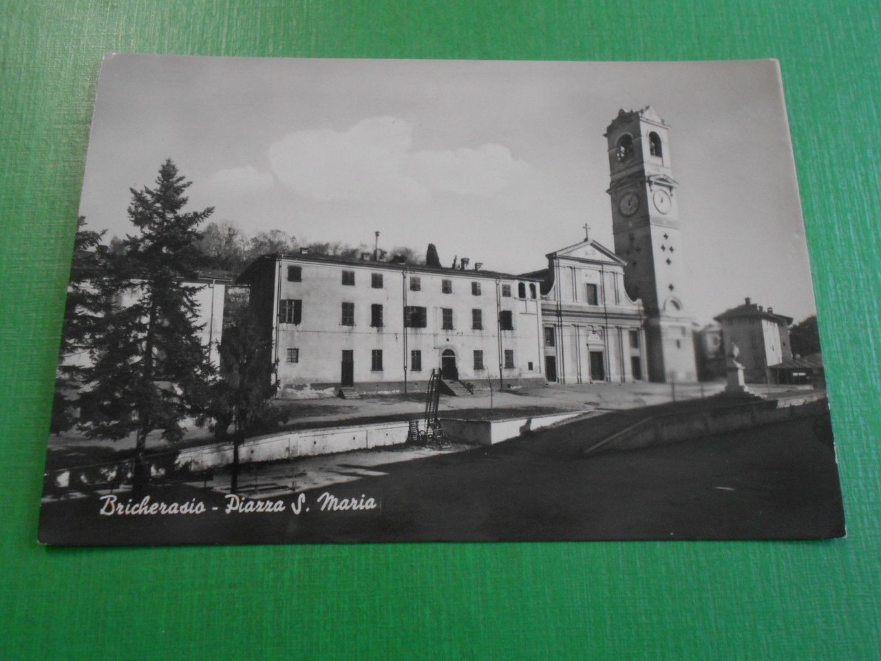 Cartolina Bricherasio - Piazza S. Maria 1960 ca.