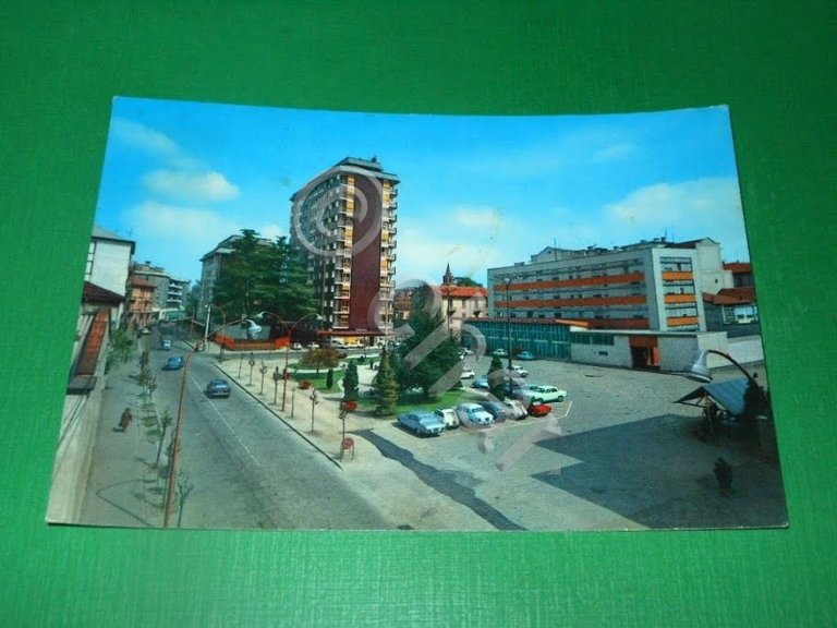 Cartolina Busto Arsizio - Piazza Facchinetti 1965