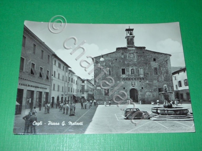 Cartolina Cagli - Piazza G. Matteotti 1960.