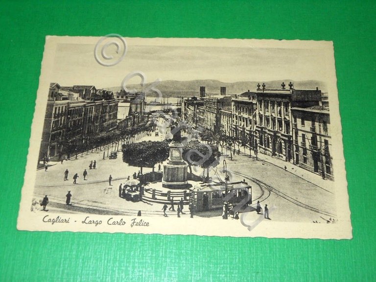 Cartolina Cagliari - Largo Carlo Felice con tram d' epoca …