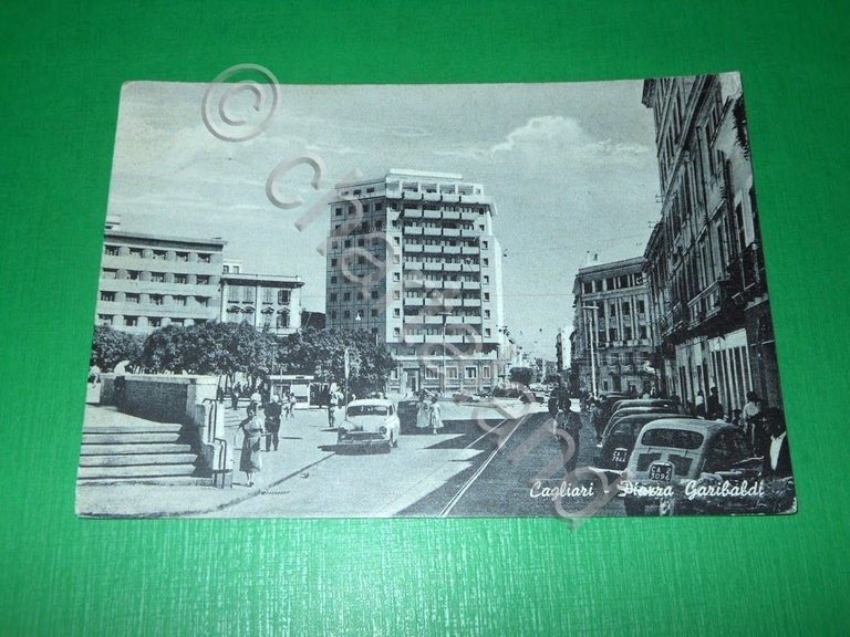 Cartolina Cagliari - Piazza Garibaldi 1958.