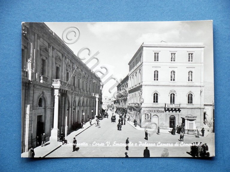 Cartolina Caltanisetta - Corso Vittorio Emanuele e Palazzo Camera di …