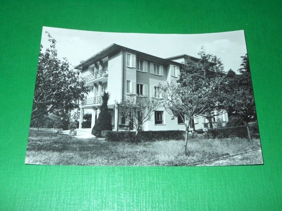 Cartolina Canzo ( Como ) - Villa Igea 1973.