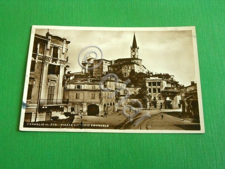 Cartolina Caraglio - Piazza Vittorio Emanuele 1935.